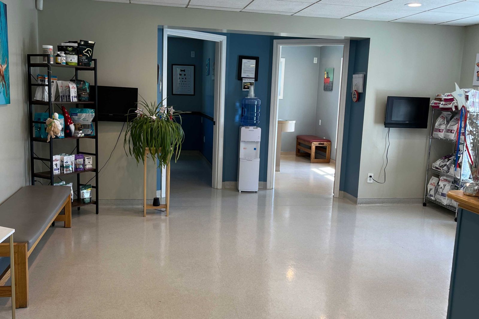 Waiting area3