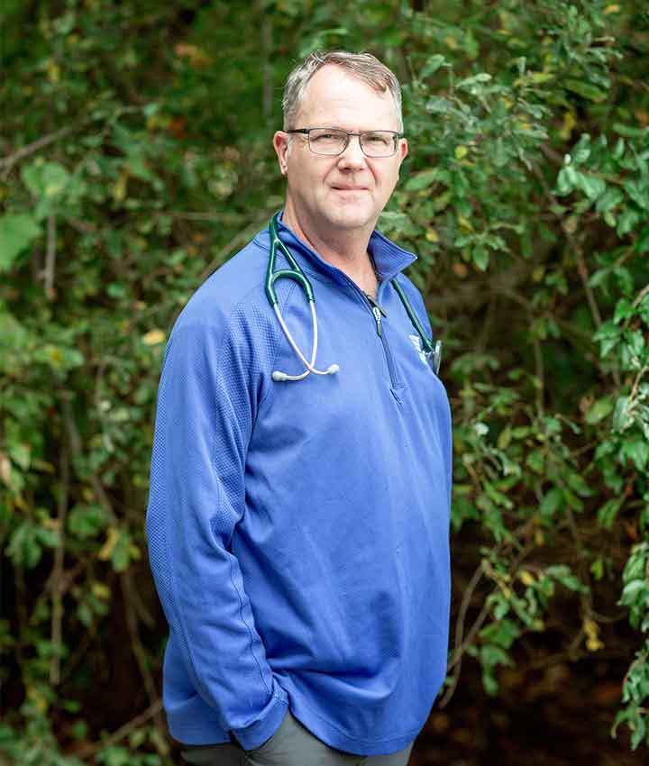 Dr. Richard Medcraft, DVM